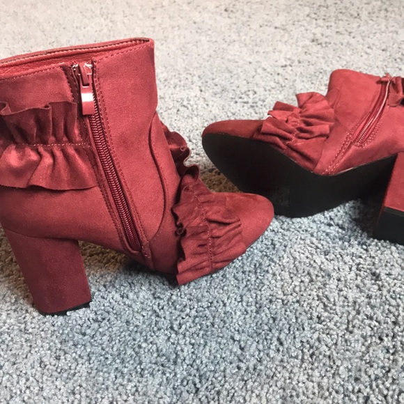 Maroon Ruffle Boots - NEVER WORN - Picture 6 of 6
